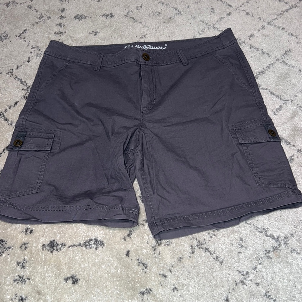 Eddie Bauer Cargo Shorts, great for outdoors & hiking!